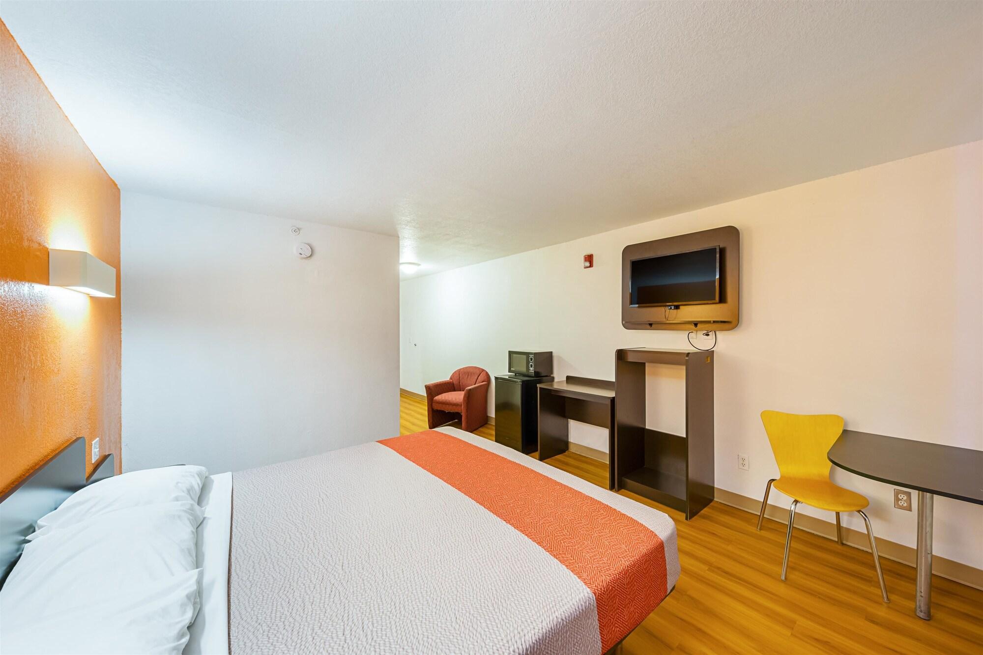 Hotel 6-amarillo, Tx Soncy