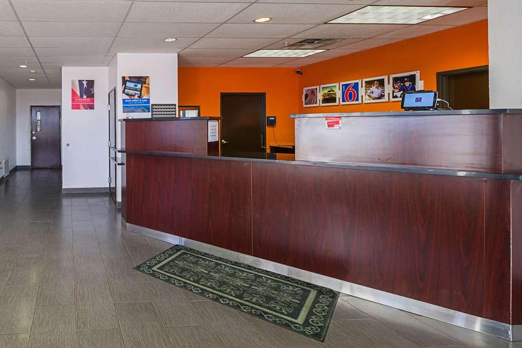 Hotel 6-amarillo, Tx